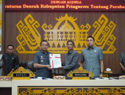 Bupati Pringsewu Sampaikan LKPJ 2025 dan Raperda Penataan Perangkat Daerah dalam Rapat Paripurna DPRD