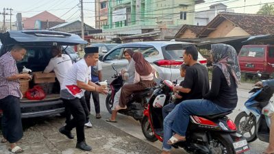 DPD PSI Pringsewu Bagikan Takjil dan Silaturahmi ke Ponpes Salafiyah Al-Wustho